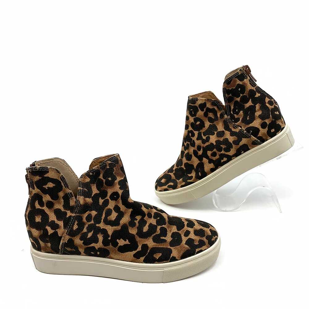 Steve Madden Brown Animal Print Canvas Sneakers | Women’s Size 5